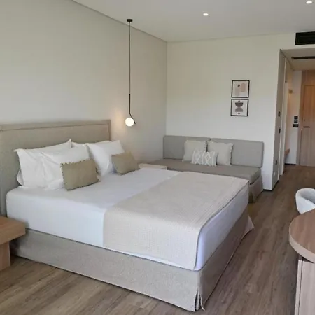 Hotel Muze 4*